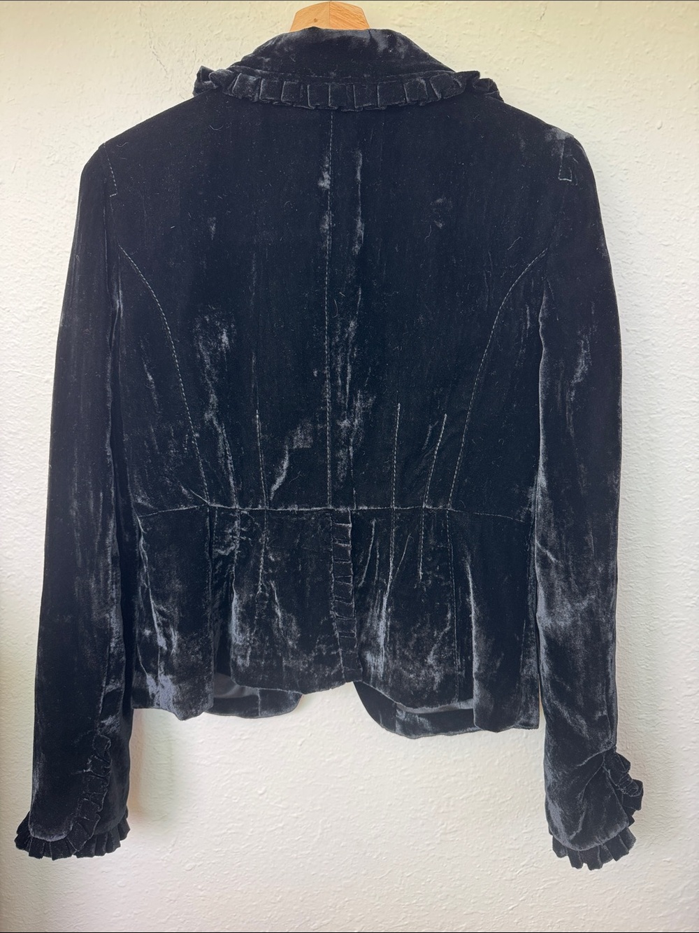 Bebe Black Velvet Valor Ruffled Blazer Single Button Jacket Blazer Office Siren - Picture 5 of 6